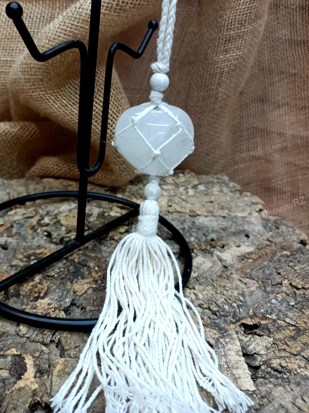 Macramé dekorace srdíčko, 32 cm