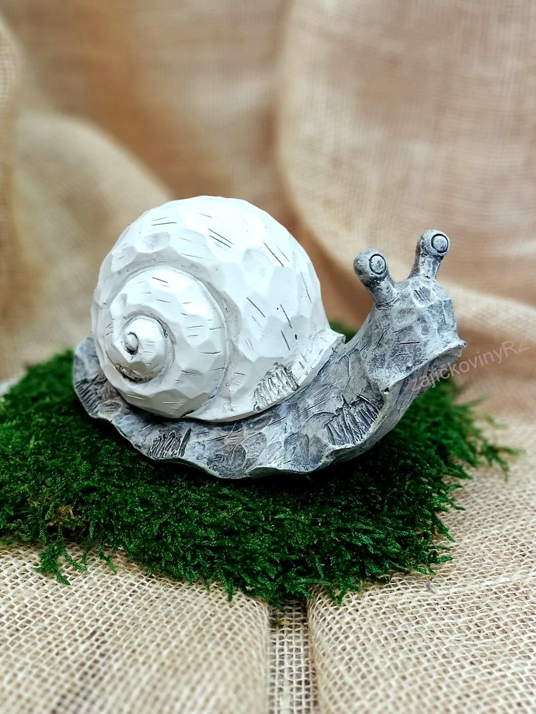 Šnek bílý, 19 cm
