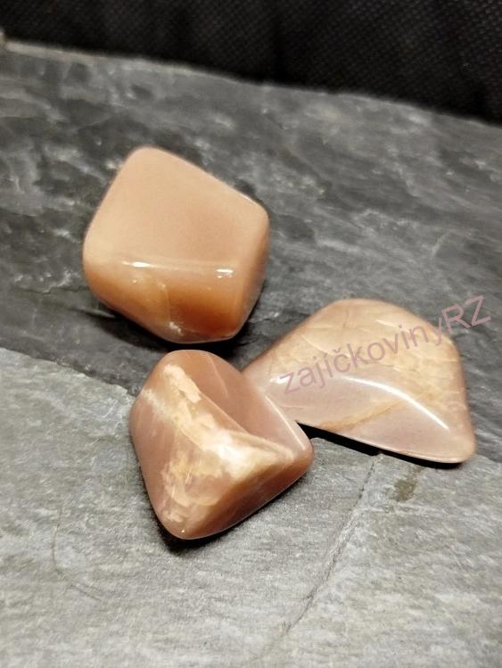Sluneční kámen tromlovaný, 3-4 cm, 1 ks, náhodný výběr