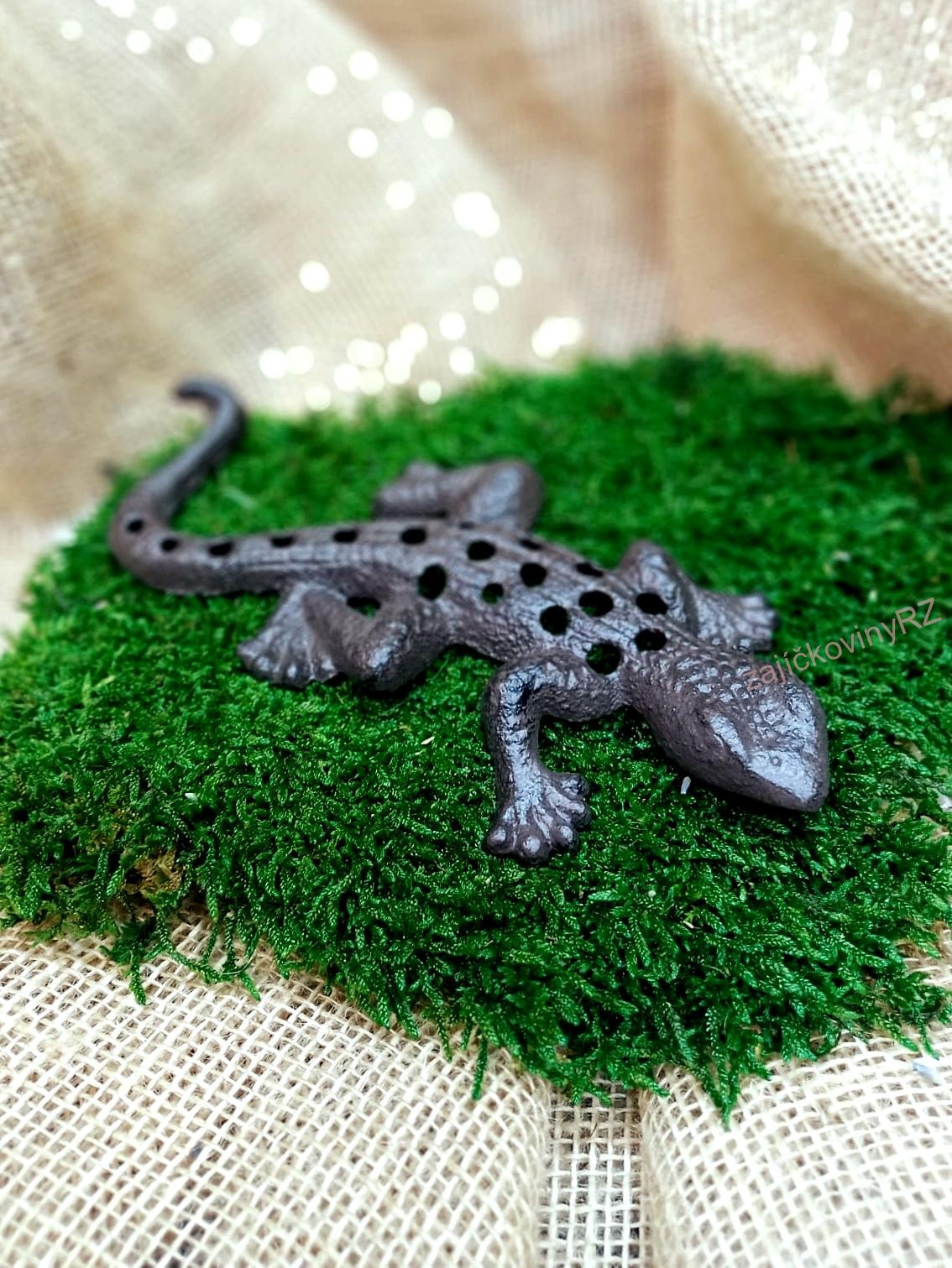 Litinová dekorace ještěrka 20 cm
