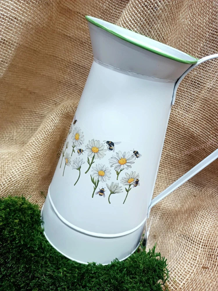 Konvička plechová dekorativní, 25 cm