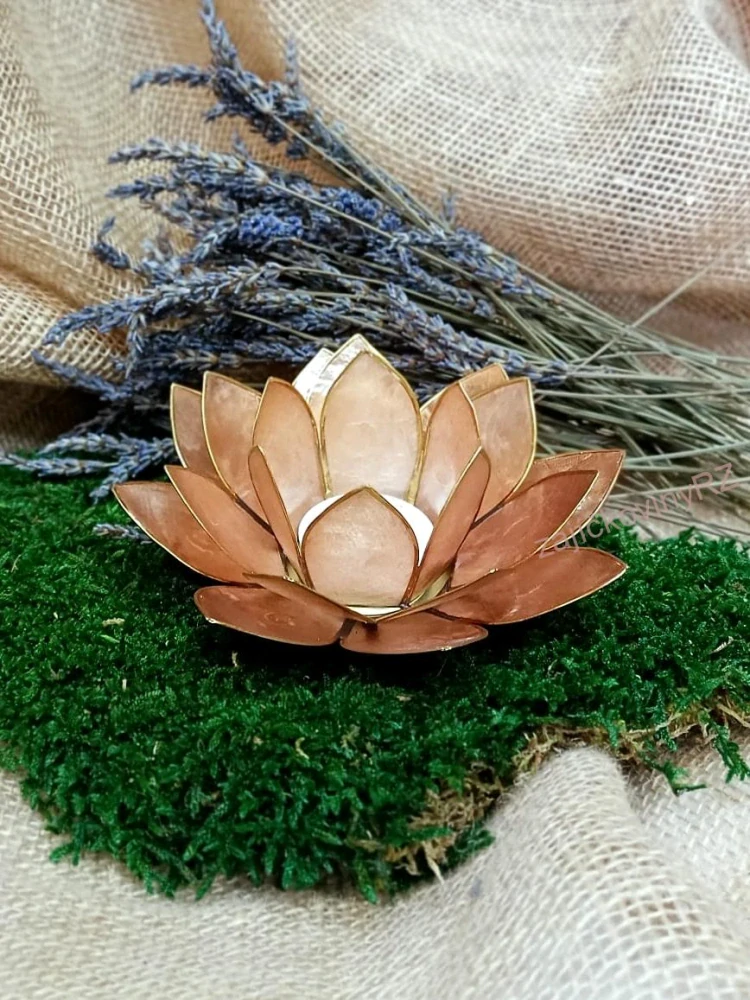 Svícen lotosový květ, 13,5 cm