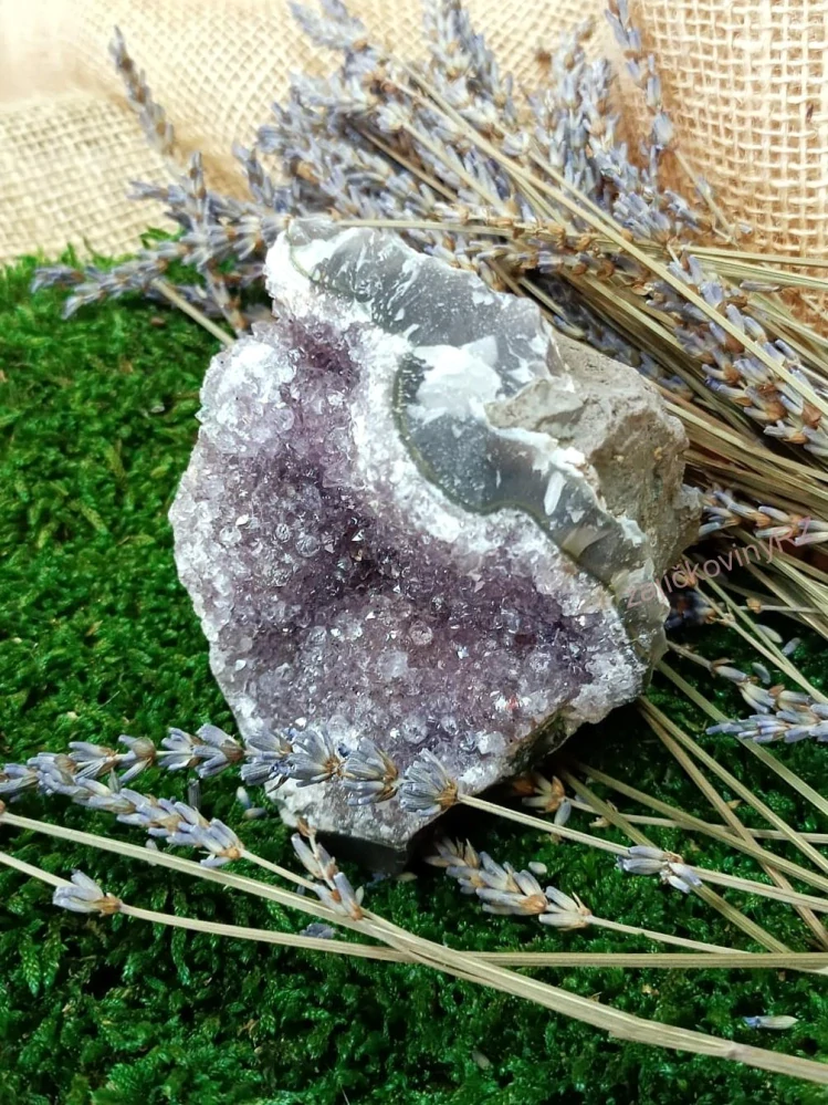 Ametyst drúza, cca 620 g