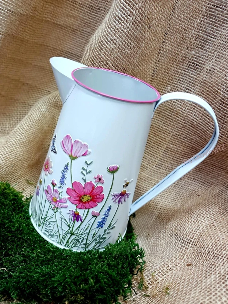 Konvička plechová dekorativní, 19 cm