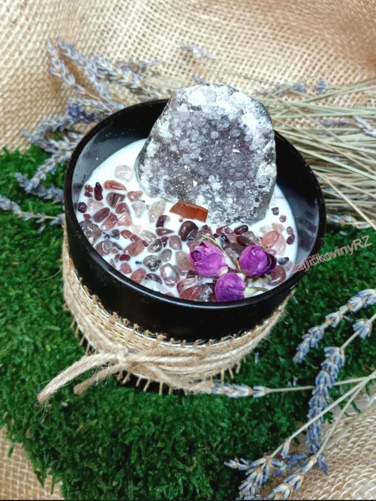 Vonná svíčka s minerály, AMETYSTOVÁ DRÚZA XL, jahodový křemen, velká, 400g