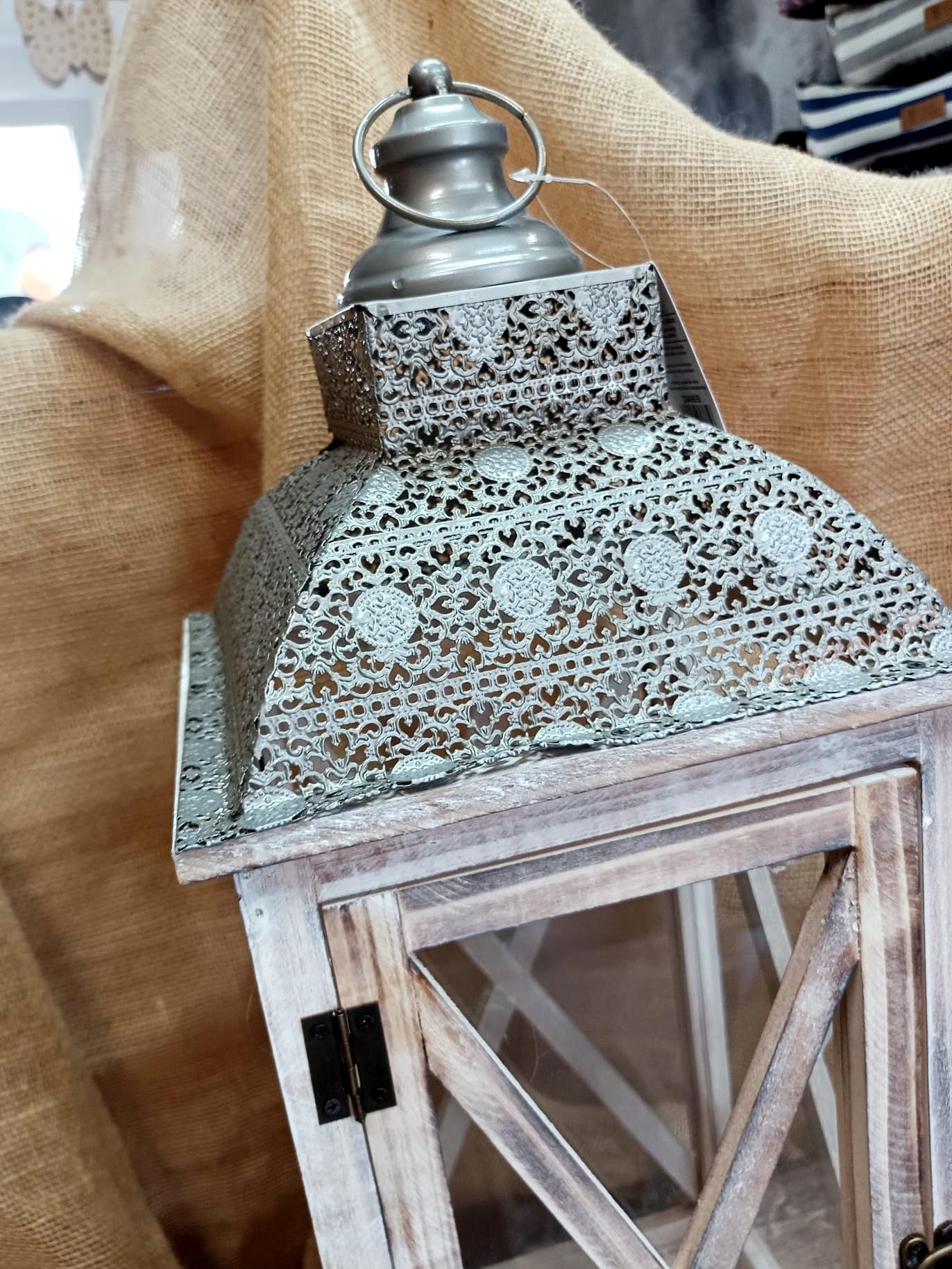 Lucerna dřevěná s ornamenty, 62 cm