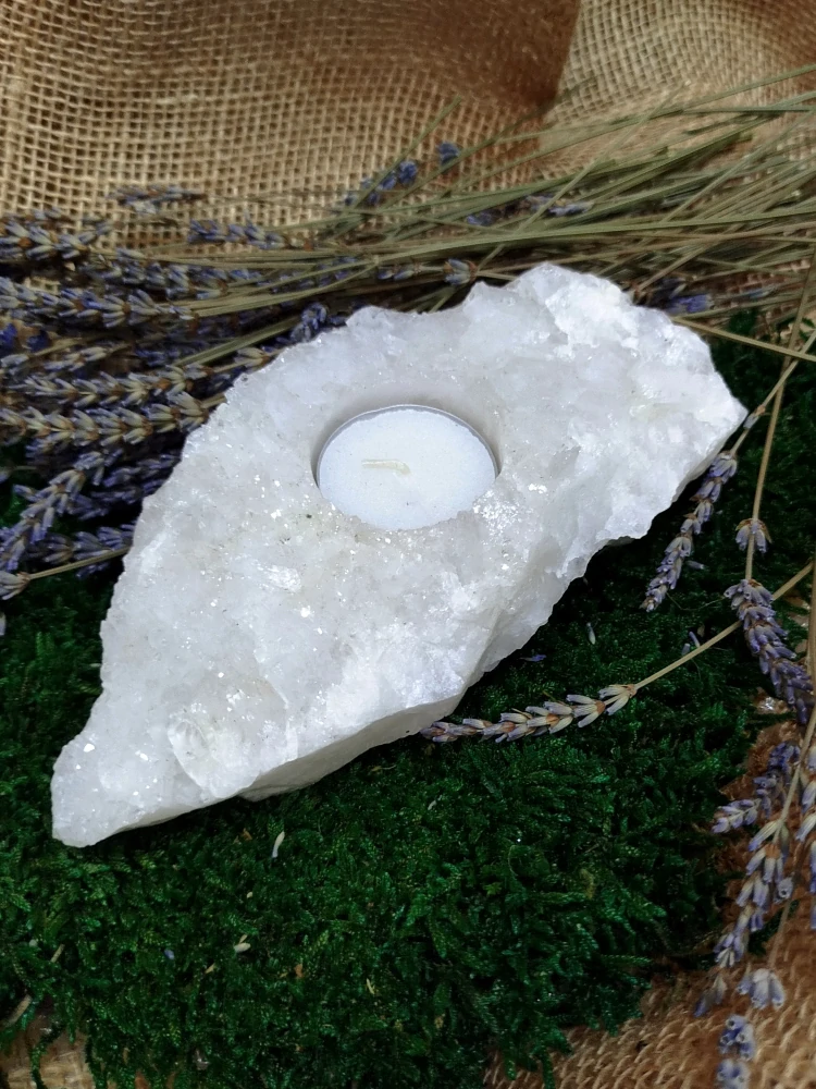 Svícen surový, křišťálová drúza, cca 830 g