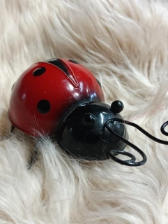 Kovová beruška velká, 16 cm