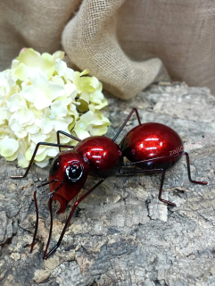 Kovový mravenec XXL, 25 cm