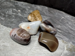 Achát tromlovaný, 1 ks, 3-4 cm, náhodný výběr