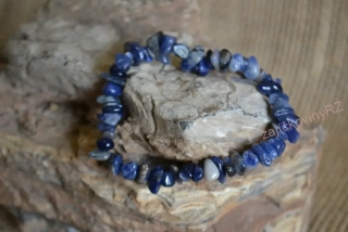 Náramek zlomky, lapis lazuli, obvod 18-19 cm