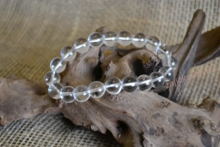 Náramek z minerálních kuliček, křišťál, průměr kuličky 10 mm