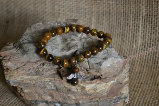 Náramek z minerálních kuliček, tygří oko, s andílkem, průměr kuličky 8 mm