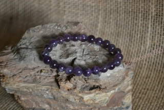 Náramek z minerálních kuliček, ametyst, průměr kuličky 8 mm