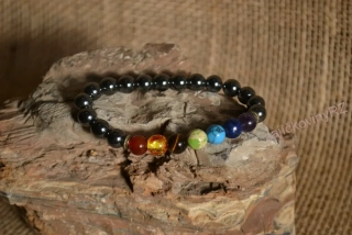 Náramek z minerálních kuliček, hematit, čakrový, průměr kuličky 8 mm