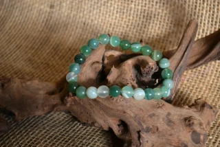 Náramek z minerálních kuliček, achát zelený, průměr kuličky 8 mm