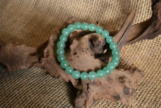 Náramek z minerálních kuliček, avanturín, průměr kuličky 8 mm