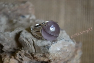 Prsten s nastavitelnou velikostí, ametyst s pruhem