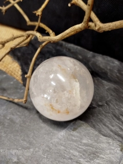 Koule křišťál, průměr cca 5-5,5 cm, náhodný výběr