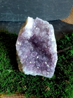 Drúza ametyst, cca 610 g