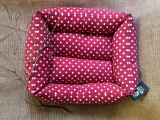 HPF pelech Makaron S 50 cm červený s puntíky