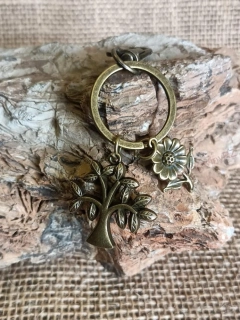 Klíčenka zlatá, květina