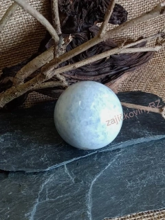 Koule kalcit modrý XL, průměr cca 6- 6,5 cm