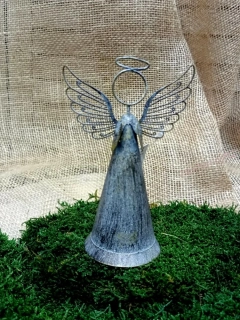 Anděl kovový, kužel, 16 cm
