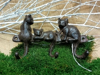 Litinový věšák 20 cm