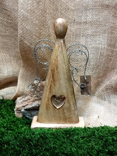 Anděl dřevěný s drátěnými křídly, 24 cm