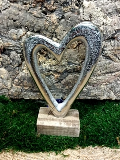 Srdce na podstavci, 21 cm