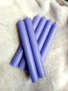 Svíčka stolní sv. fialová (levandulová) 18 cm, 1ks